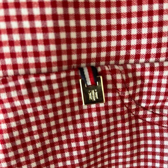 Tommy Hillfiger Women’s Bermuda Stretch Shorts Size 10, Red White Check - Picture 4 of 6